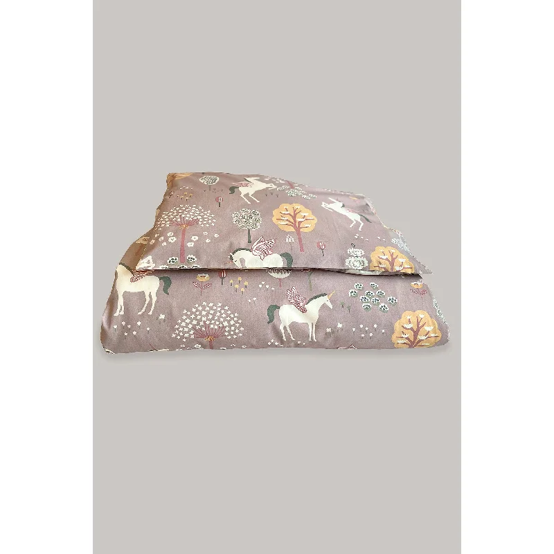 Duvet covers to match a specific bedroom color schemeMajvillan Bedlinen Set Crib True Unicorns Lilac