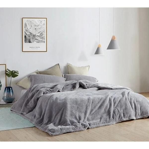 Latex - filled comforters with a bouncy texture and good supportMe Sooo Comfy - Coma Inducer® Comforter Set - Alloy Grey Latex - filled comforters with a bouncy texture and good supportMe Sooo Comfy - Coma Inducer® Comforter Set - Alloy Grey