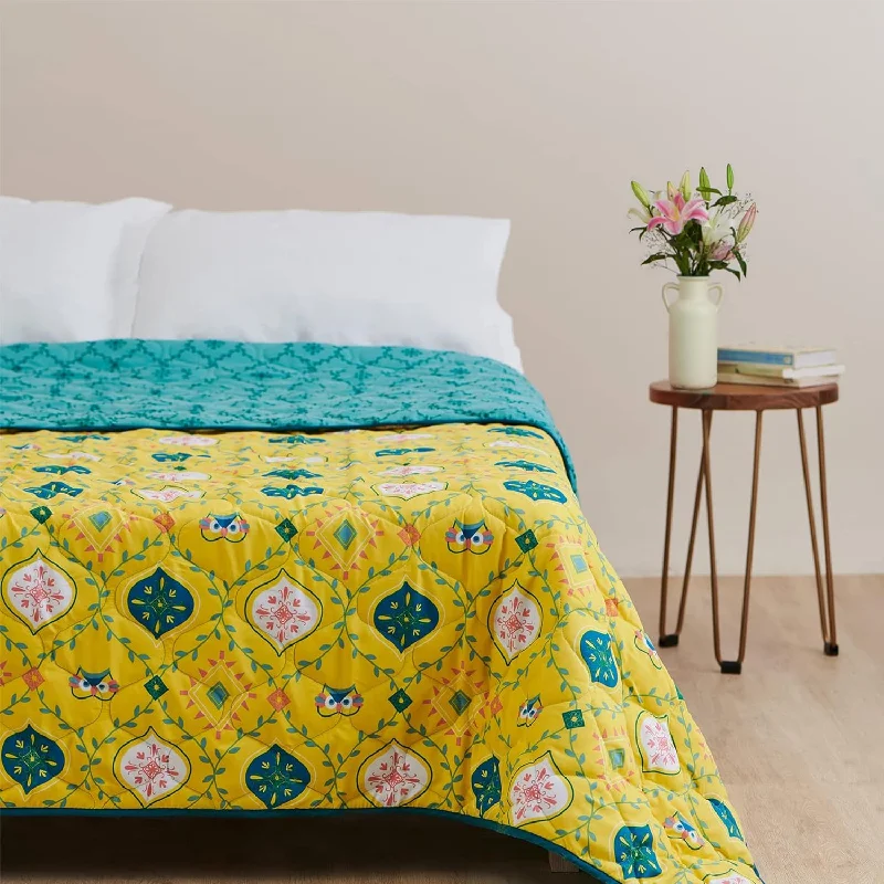 King - size blankets to cover large beds comfortablyMicrofiber 120 GSM All Season AC Blanket / Dohar for bedroom - Japan