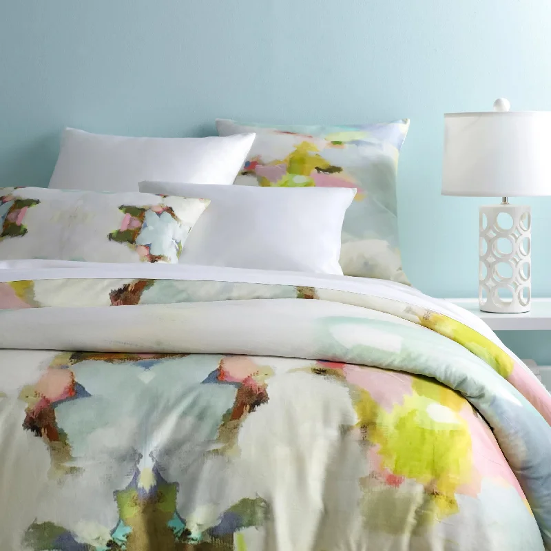 Geometric - patterned duvet covers for a modern and stylish lookMilan Duvet Cover