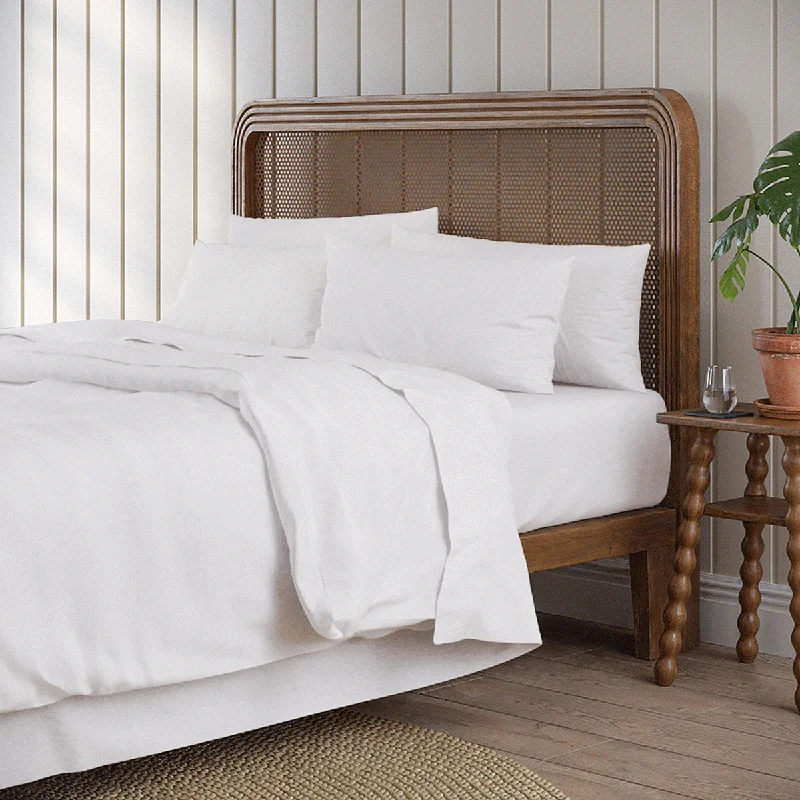 Flannel duvet covers for warmth in cold weatherSignature Linen Blend Bundle