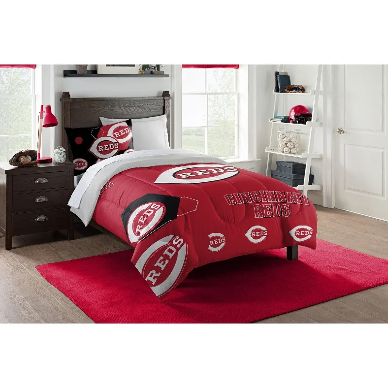 Down - filled comforters for supreme warmth and lightnessMLB 862 Reds Hexagon Twin Comforter Set Down - filled comforters for supreme warmth and lightnessMLB 862 Reds Hexagon Twin Comforter Set