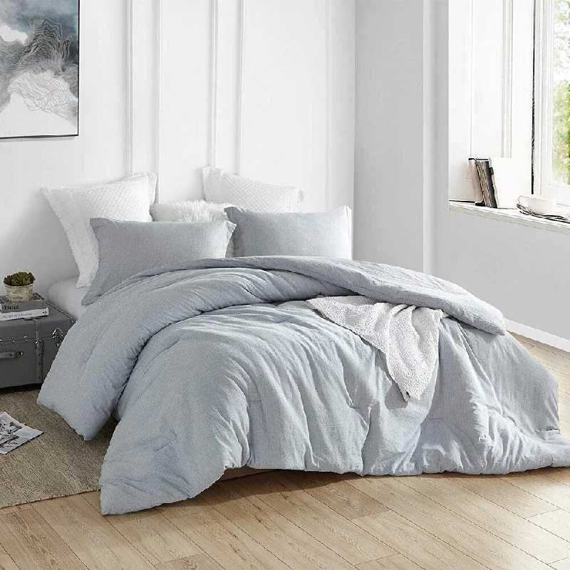 Goose down comforters known for their superior quality and insulationNatural Loft Oversized Comforter - Yarn Dyed Blue Goose down comforters known for their superior quality and insulationNatural Loft Oversized Comforter - Yarn Dyed Blue