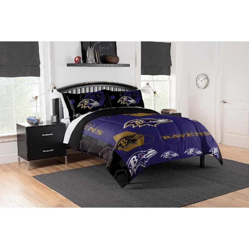 Full - size comforters suitable for full - sized beds in guest rooms or small bedroomsNFL 849 Ravens Hexagon F/Q Comforter Set Full - size comforters suitable for full - sized beds in guest rooms or small bedroomsNFL 849 Ravens Hexagon F/Q Comforter Set