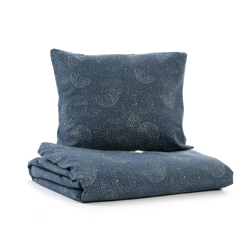 Embroidered duvet covers with intricate needlework for a luxurious touchnobodinoz Duvet Cover Himalaya Single Gold Bubble / Night Blue