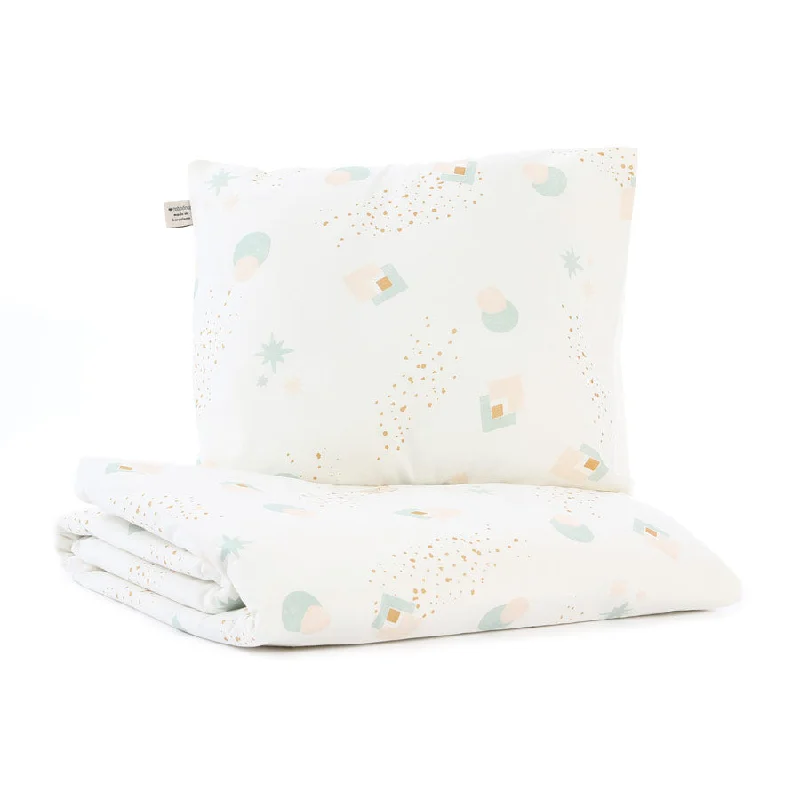 Budget - friendly duvet covers for first - time homebuyers or studentsnobodinoz Himalaya Duvet Cover Single Aqua Eclipse / White