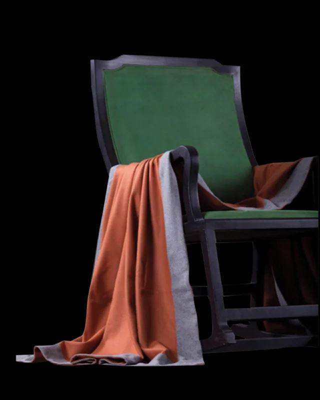 Bamboo fiber blankets with natural antibacterial propertiesPETAL ORANGE THROW AND BLANKET