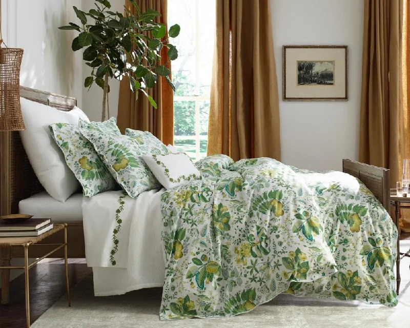 High - end luxury duvet covers for a top - tier sleep experiencePomegranate Schumacher Collection | Duvet Cover