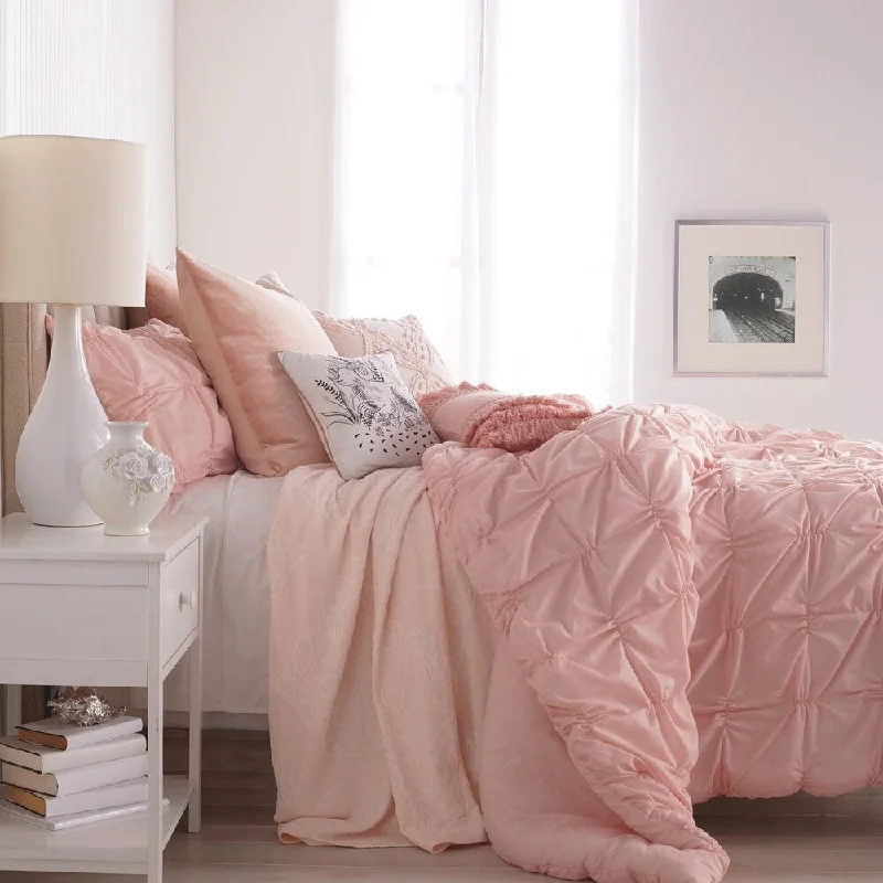 Duck down comforters with a softer feel and good warmth retentionPorch & Den Saint Vianney Smocked 3-piece Cotton Comforter Set Duck down comforters with a softer feel and good warmth retentionPorch & Den Saint Vianney Smocked 3-piece Cotton Comforter Set