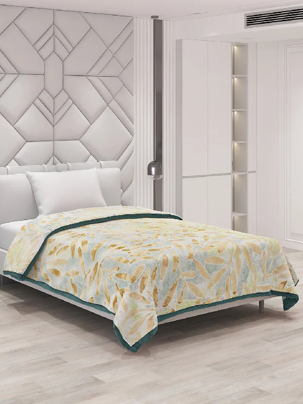 Chenille blankets with a thick and fuzzy texturePrinted Single Bed Blanket for Mild Winter -2 Ply