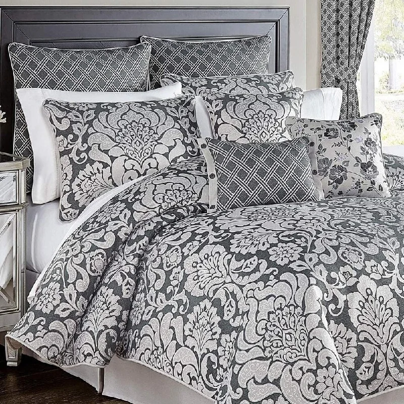 Goose down comforters known for their superior quality and insulationRemi 4pc Comforter Set Goose down comforters known for their superior quality and insulationRemi 4pc Comforter Set