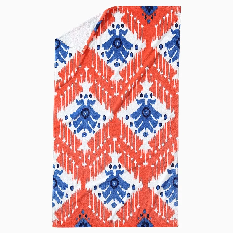 Floral - printed duvet covers for a romantic and feminine touchSashpura Coral Beach Towel
