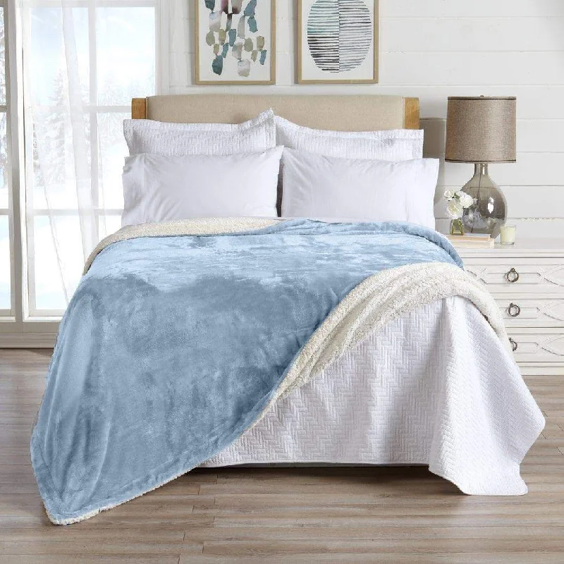 Alpaca wool blankets for a hypoallergenic and warm optionVelvet Plush Sherpa Luxury Bed Blanket - Kinsley Collection