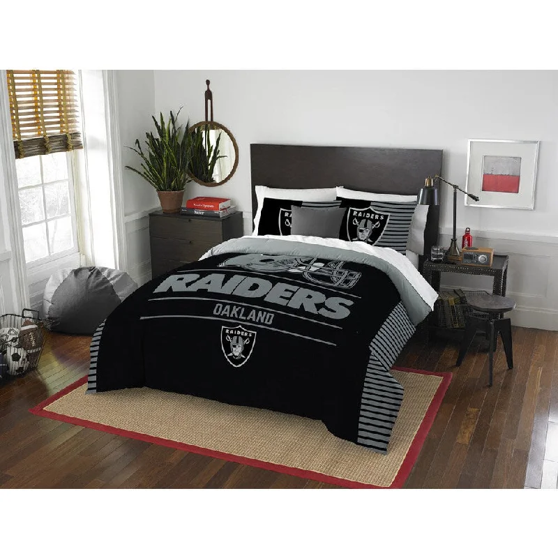 Silk - filled comforters for a luxurious and smooth touchThe Northwest Company NFL Oakland Raiders Draft Full/Queen 3-piece Comforter Set Silk - filled comforters for a luxurious and smooth touchThe Northwest Company NFL Oakland Raiders Draft Full/Queen 3-piece Comforter Set
