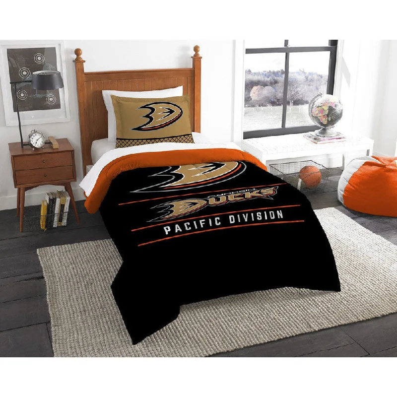 Full - size comforters suitable for full - sized beds in guest rooms or small bedroomsThe Northwest Company NHL Anaheim Ducks Draft Multicolor Twin 2-piece Comforter Set Full - size comforters suitable for full - sized beds in guest rooms or small bedroomsThe Northwest Company NHL Anaheim Ducks Draft Multicolor Twin 2-piece Comforter Set