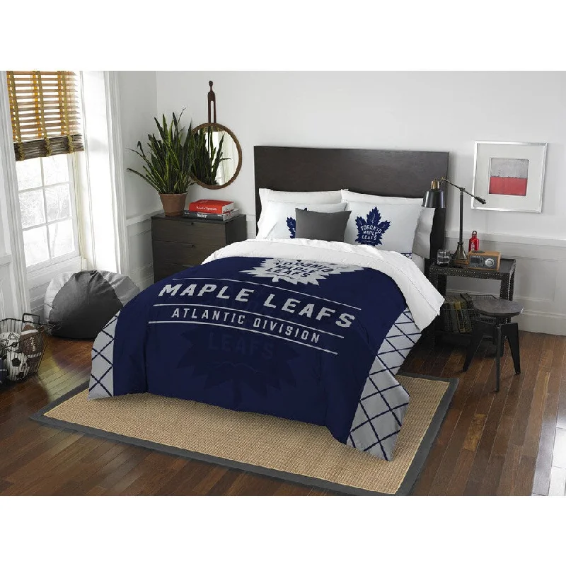 Silk - filled comforters for a luxurious and smooth touchThe Northwest Company NHL Toronto Maple Leafs Draft Full/Queen 3-piece Comforter Set