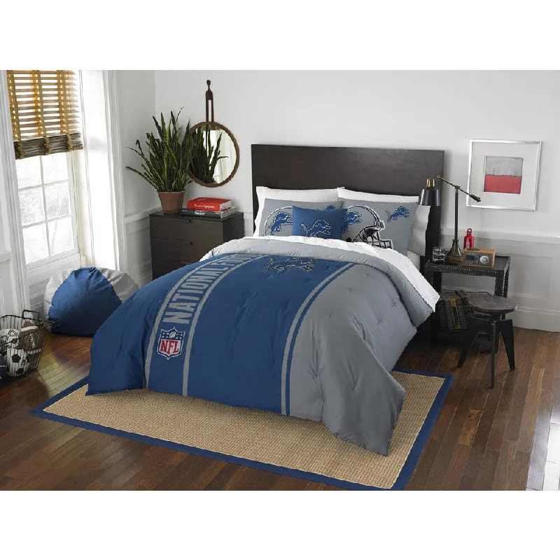 Wool - filled comforters with natural moisture - wicking and temperature - regulating featuresThe Northwest Company Official NFL Detroit Lions Full Applique 3-piece Comforter Set