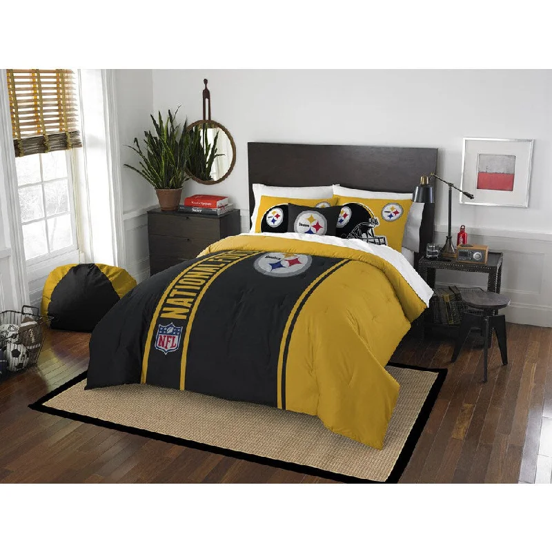 Queen - size comforters for standard queen - sized mattressesThe Northwest Company Official NFL Pittsburgh Steelers Full Applique 3-piece Comforter Set Queen - size comforters for standard queen - sized mattressesThe Northwest Company Official NFL Pittsburgh Steelers Full Applique 3-piece Comforter Set