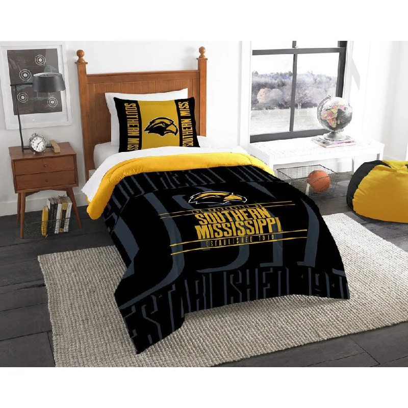 Goose down comforters known for their superior quality and insulationThe Northwest Company Southern Mississippi Twin 2-piece Comforter Set Goose down comforters known for their superior quality and insulationThe Northwest Company Southern Mississippi Twin 2-piece Comforter Set