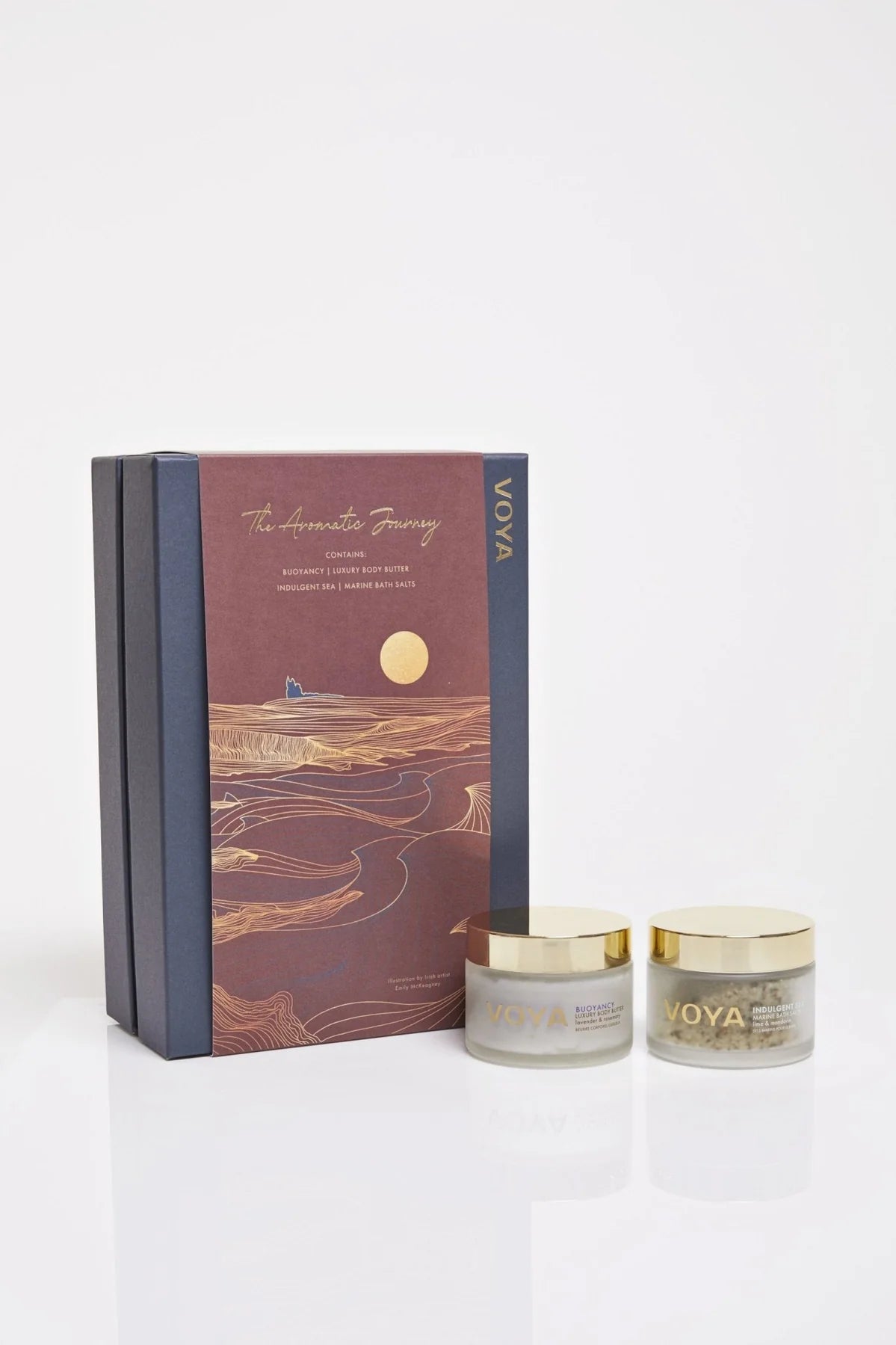 King - size blankets to cover large beds comfortablyVOYA The Aromatic Journey | Luxury Bathing Set