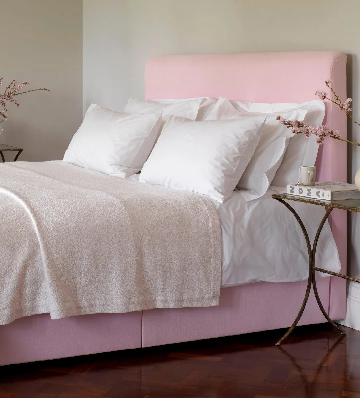 Dry - clean - only duvet covers with high - end materials and delicate designsWhite 100% Cotton Percale 200 Thread Count Duvet Cover