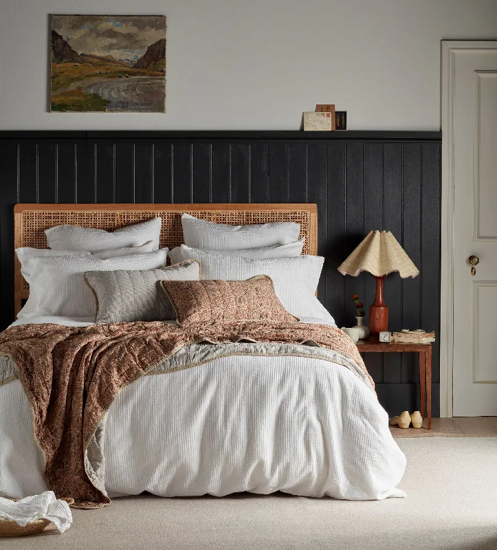 Solid - colored duvet covers in classic colors like white, black, and navy for a timeless lookWhite Waffle 100% Cotton Duvet Cover