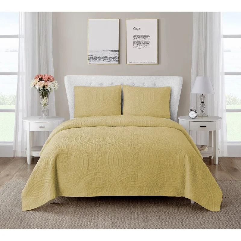 Goose down comforters known for their superior quality and insulationWonder Home Martha 3PC Cotton Solid Quilt Set, Queen, Orange Goose down comforters known for their superior quality and insulationWonder Home Martha 3PC Cotton Solid Quilt Set, Queen, Orange