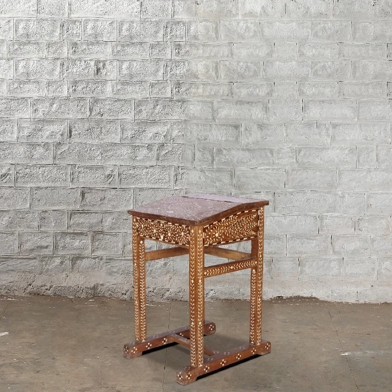 Embroidered duvet covers with intricate needlework for a luxurious touchWooden Inlay Student Study Table
